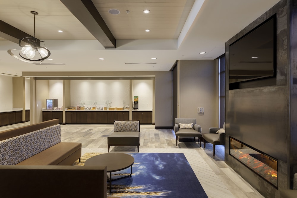 SpringHill Suites by Marriott Topeka Southwest - photo 22