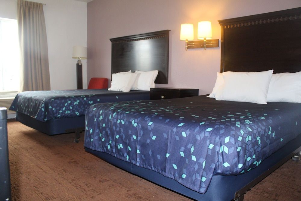 Super 8 Luna Pier Monroe Toledo Area - photo 15