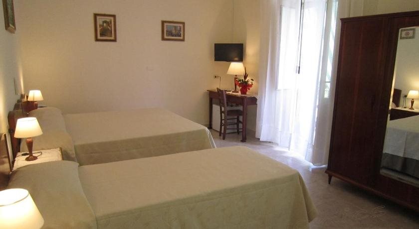 Pensione Italia — Capri — photo 5