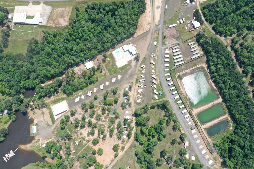 Toledo Bend RV Resort and Cabins - photo 36