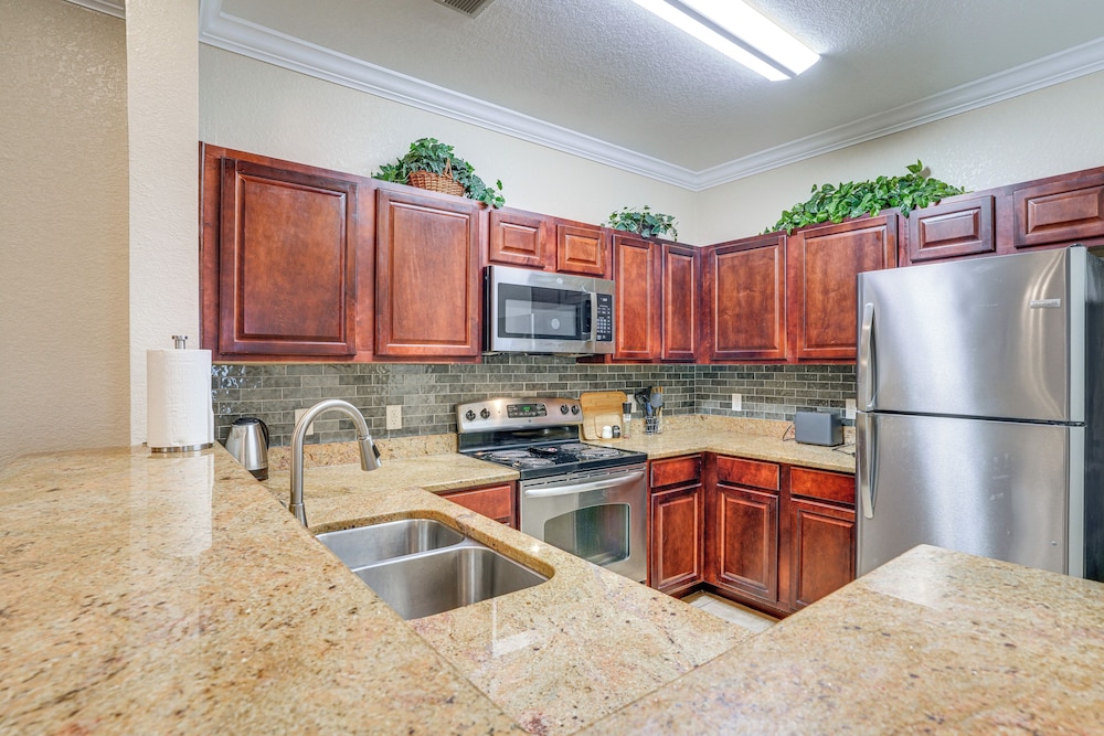 10 Mi to Wdw: Tuscana Condo w Resort Access - photo 8