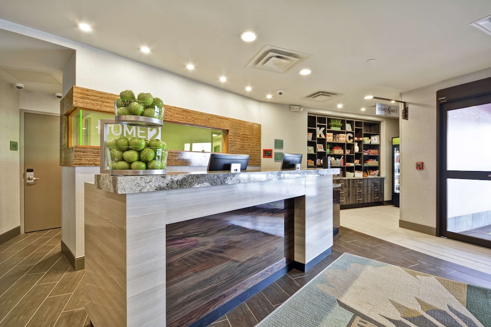 Home2 Suites by Hilton KCI Airport - photo 4