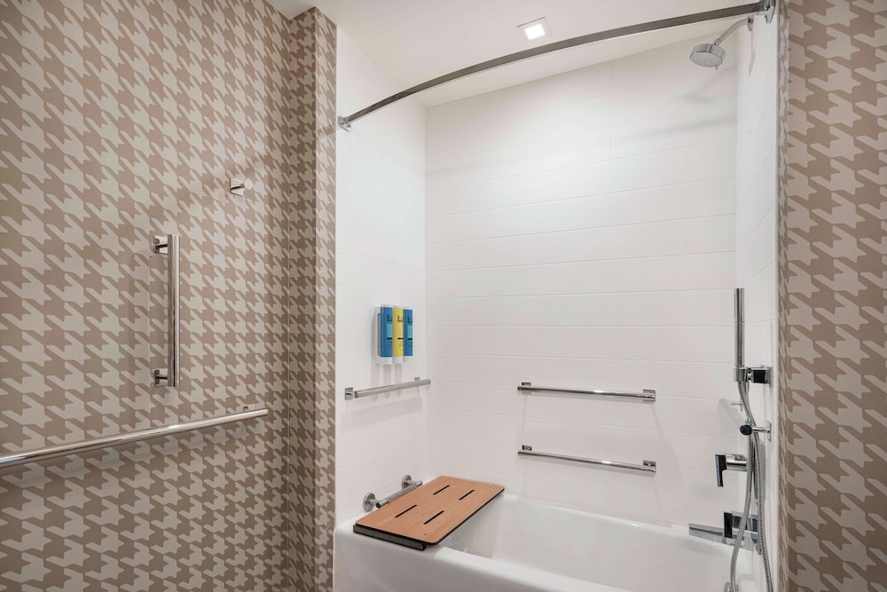 Home2 Suites by Hilton Denver Downtown Convention Center - photo 20