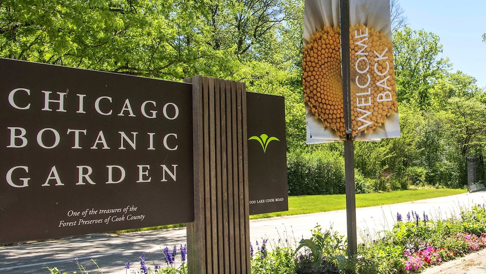 Staybridge Suites Chicago Glenview by IHG - photo 56