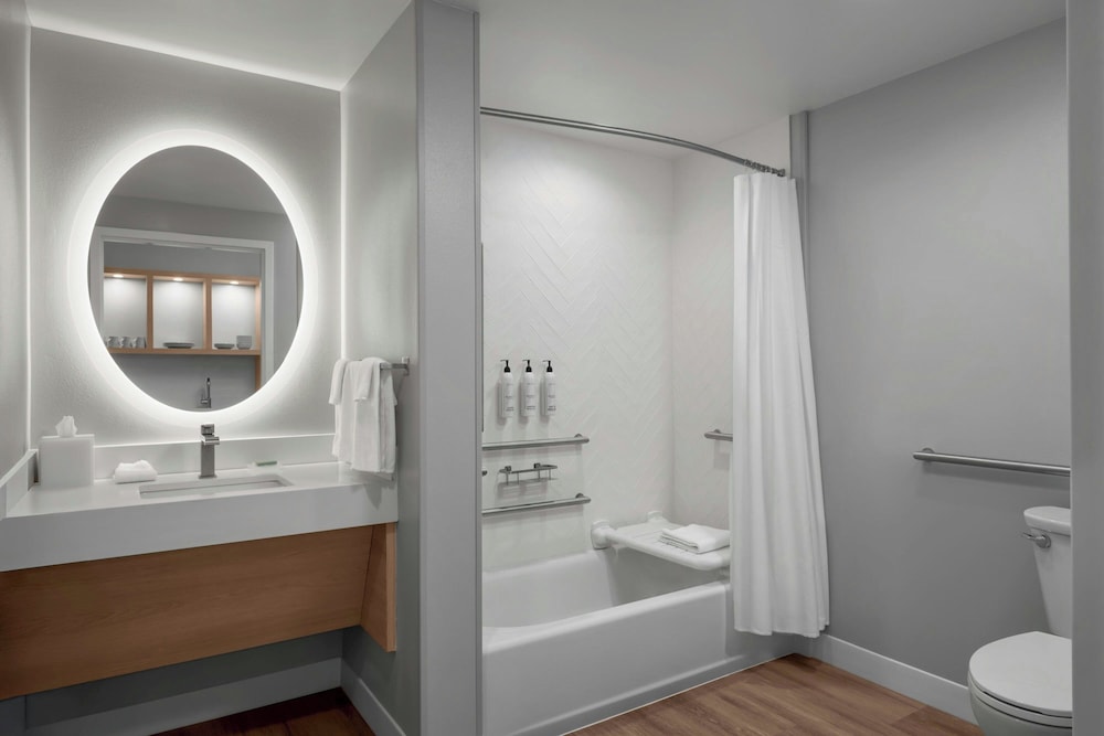 TownePlace Suites by Marriott Midwest City - photo 16