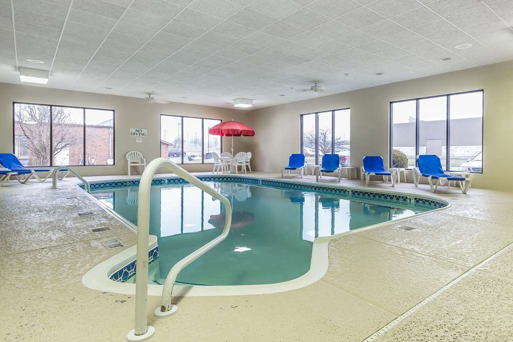 Comfort Inn Alton near I 255 - photo 30