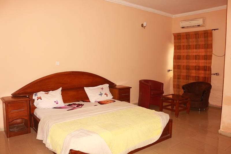 Afara Castle Hotel — Calabar — photo 2