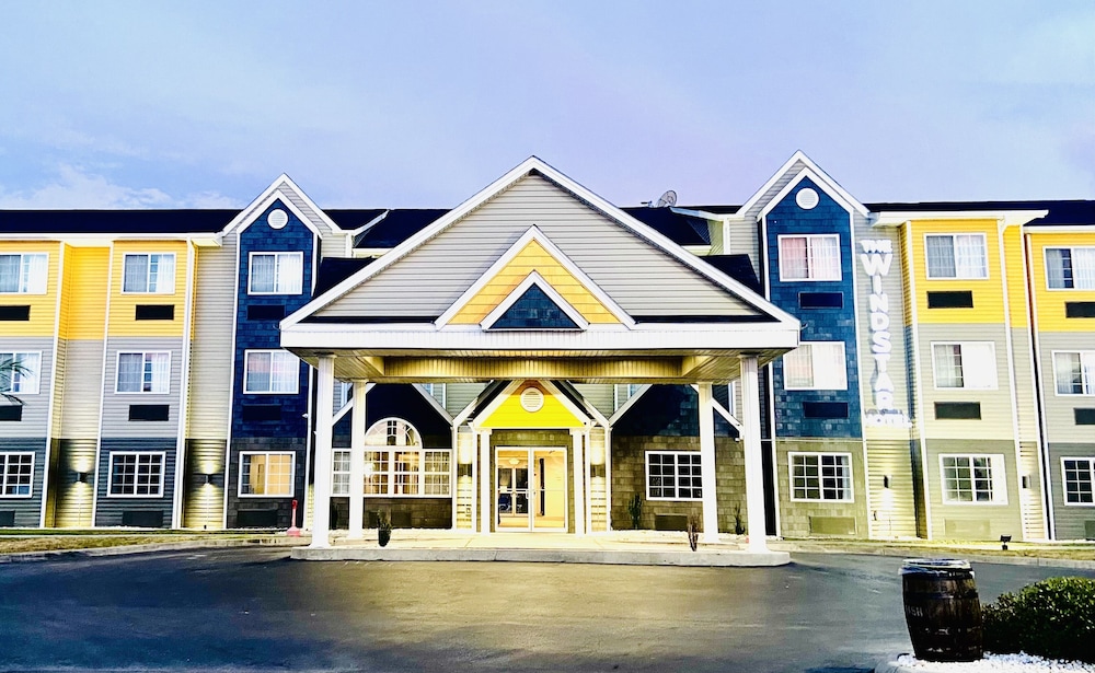 The Windstar Hotel — hotel in Carolina Beach