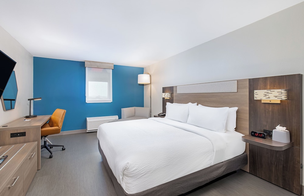 Holiday Inn Express Atlanta Airport North by IHG - photo 15