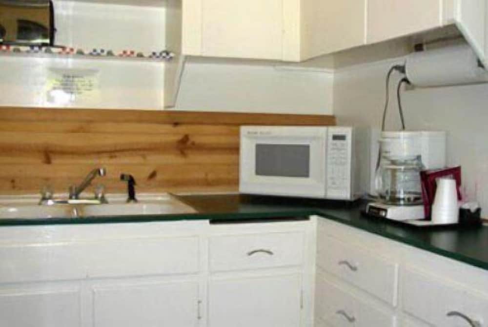Brundage Inn - photo 12