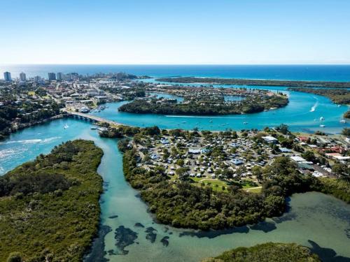 Tweed River Retreat — 4-Star Luxury Hotel in Tweed Heads, Australia