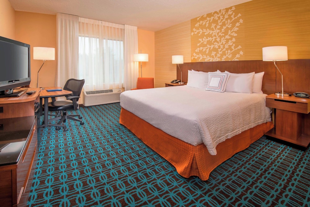 Fairfield Inn & Suites by Marriott Frederick - photo 6