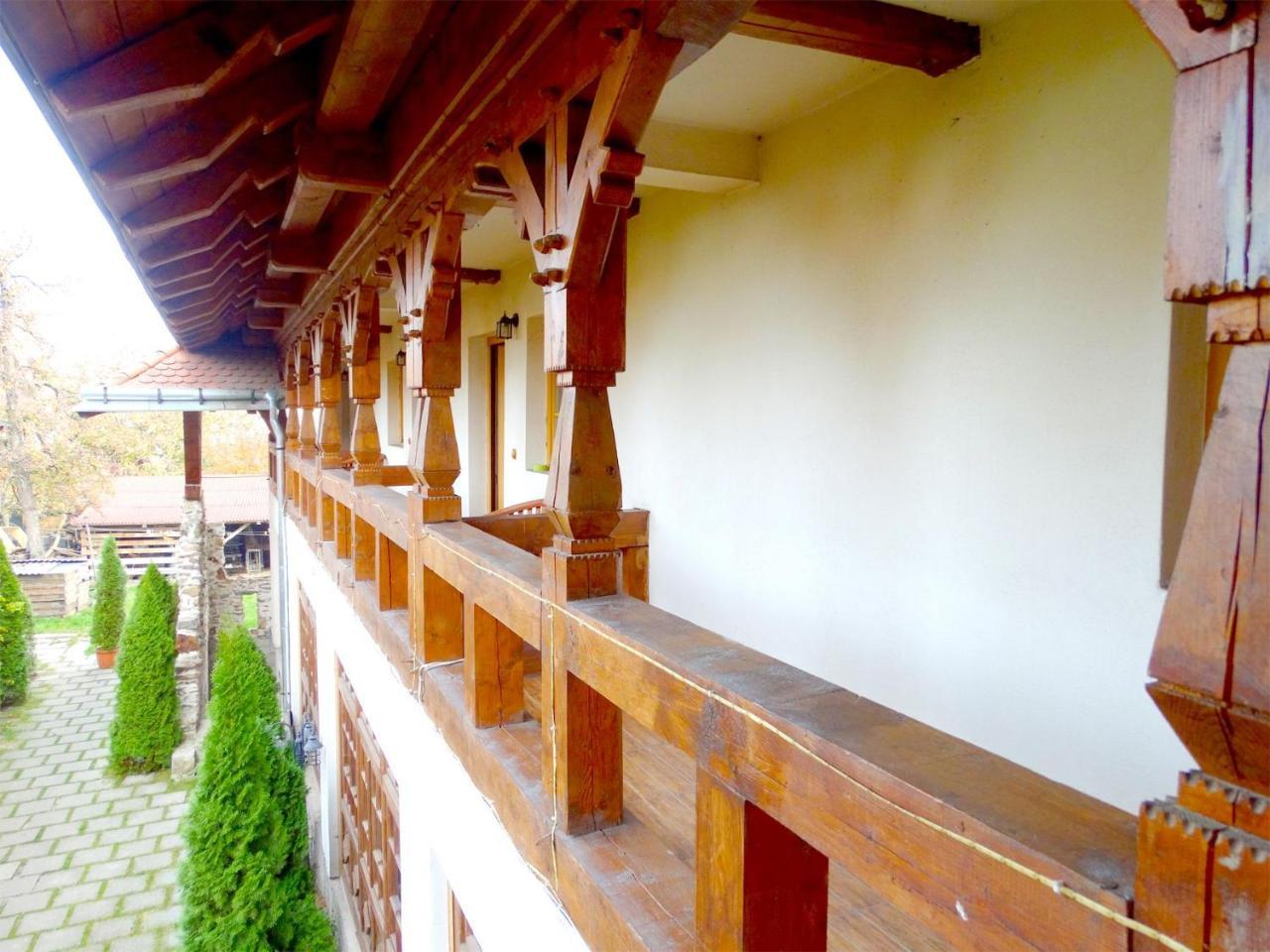 Pension Casa Iurca — 4-Star Luxury Hotel in Sighetu Marmatiei, Romania