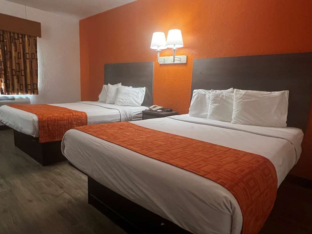 Howard Johnson by Wyndham Galveston - photo 23