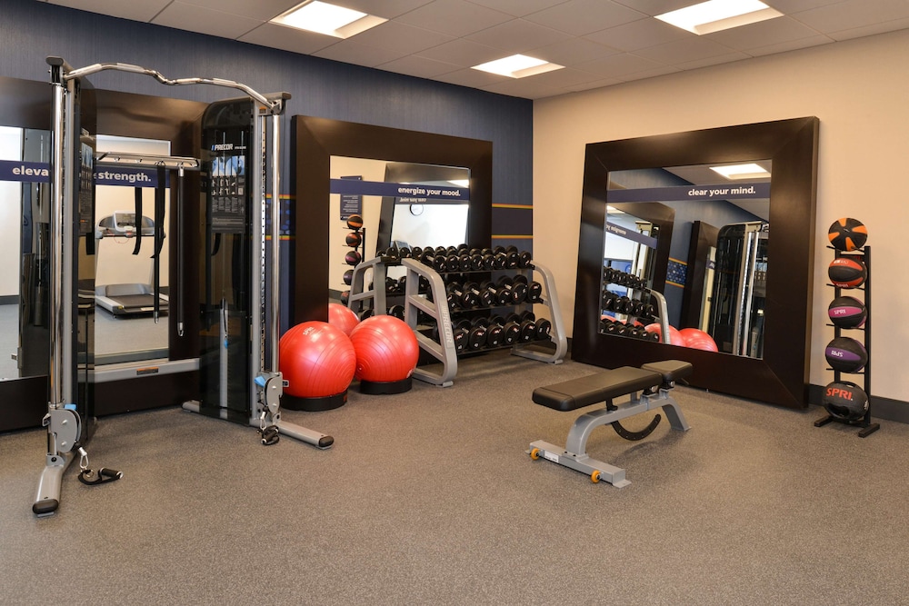 Hampton Inn & Suites Cincinnati Mason - photo 40