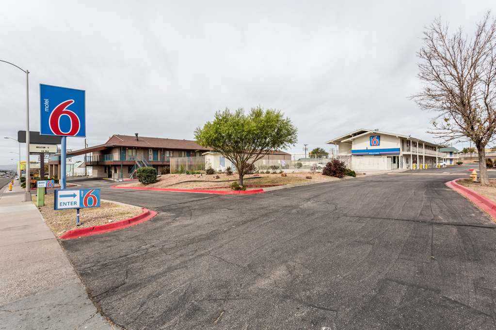Motel 6 Albuquerque NM Northeast - photo 4