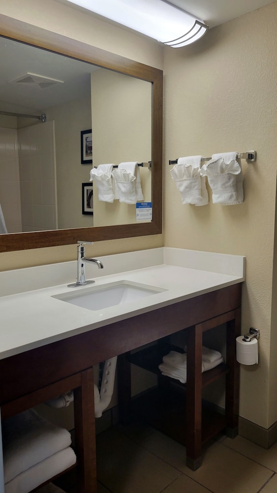 Spark by Hilton San Antonio Airport - photo 16