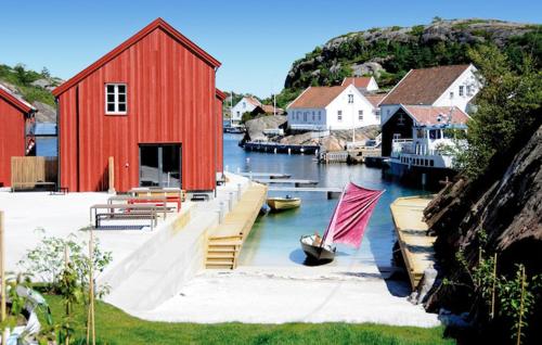 Stunning Apartment In Søgne With Wifi — 4-Star Luxury Hotel in Sogne, Norway