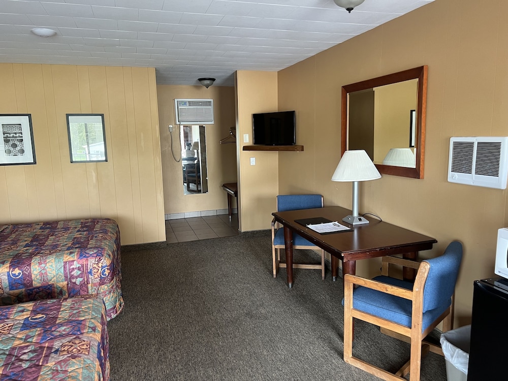 All Star Inn & Suites - photo 200