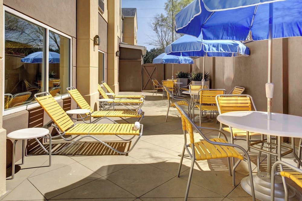Fairfield Inn & Suites by Marriott Atlanta Suwanee - photo 22