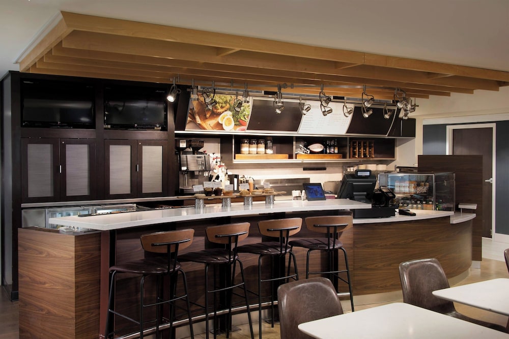 Courtyard by Marriott Winston Salem University - photo 18