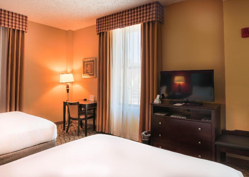 Holiday Inn Express Baltimore Downtown - photo 26
