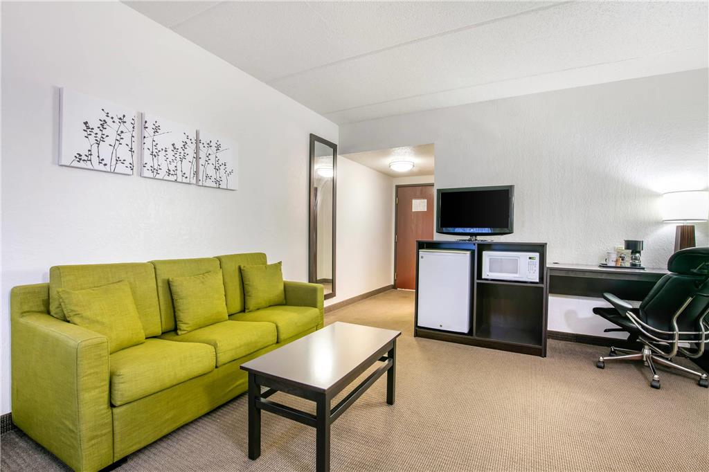 Sleep Inn & Suites near Sports World Blvd - photo 25