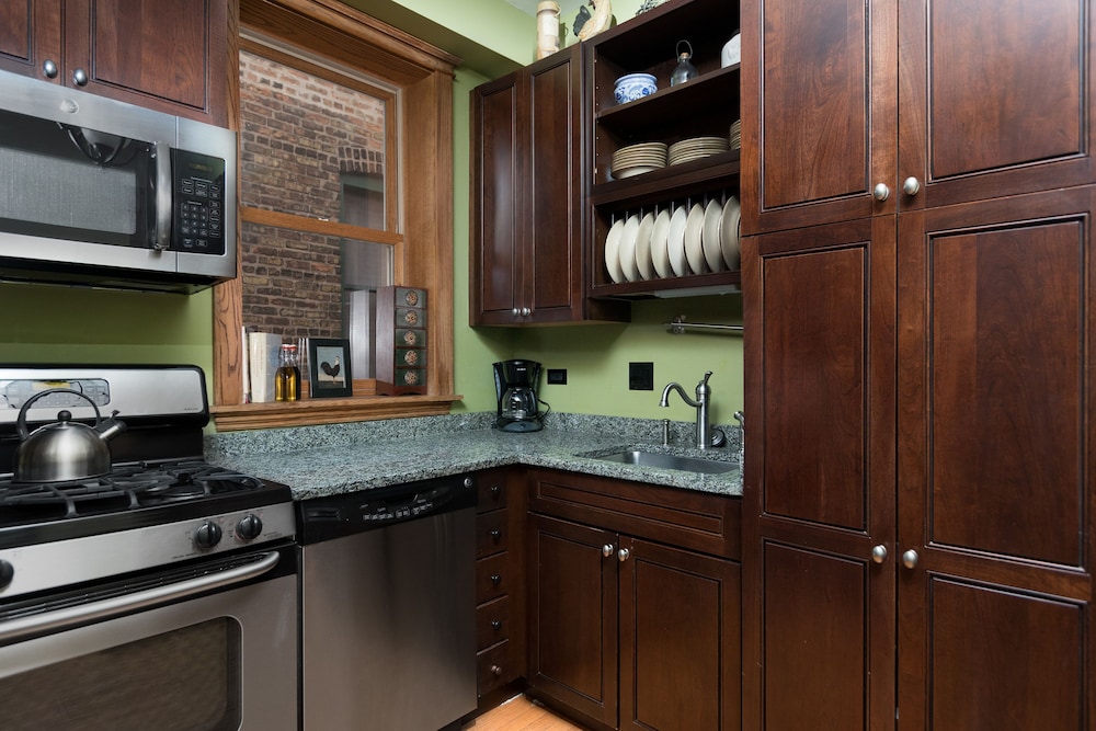Chicago Guest House Wrigleyville - photo 20