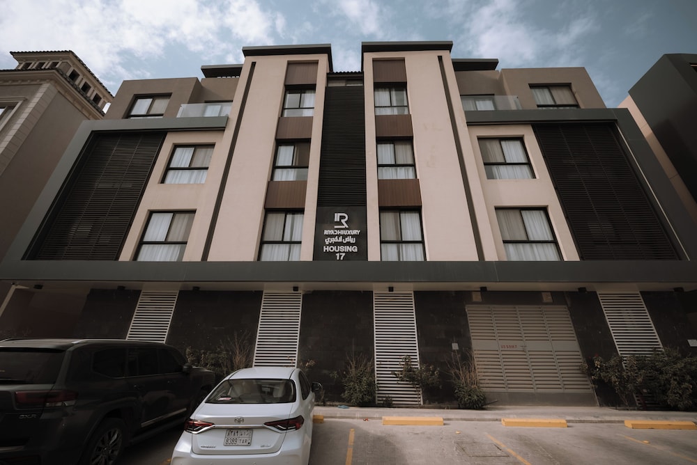 Riyadh luxury hotel apartments — 5-Star Luxury Hotel in Riyadh, Saudi Arabia