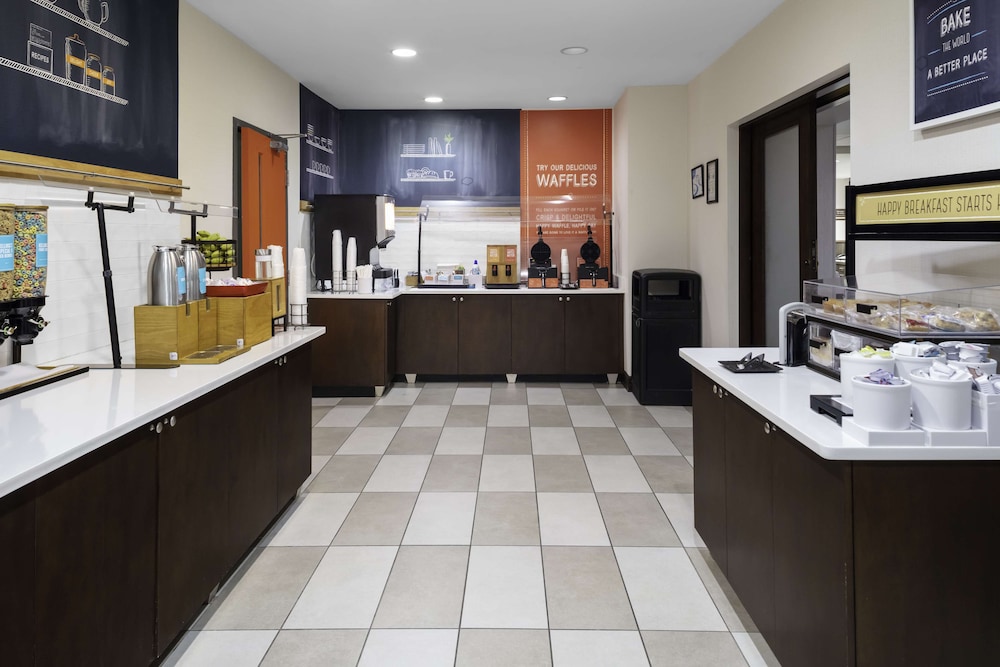 Hampton Inn Conyers - photo 44