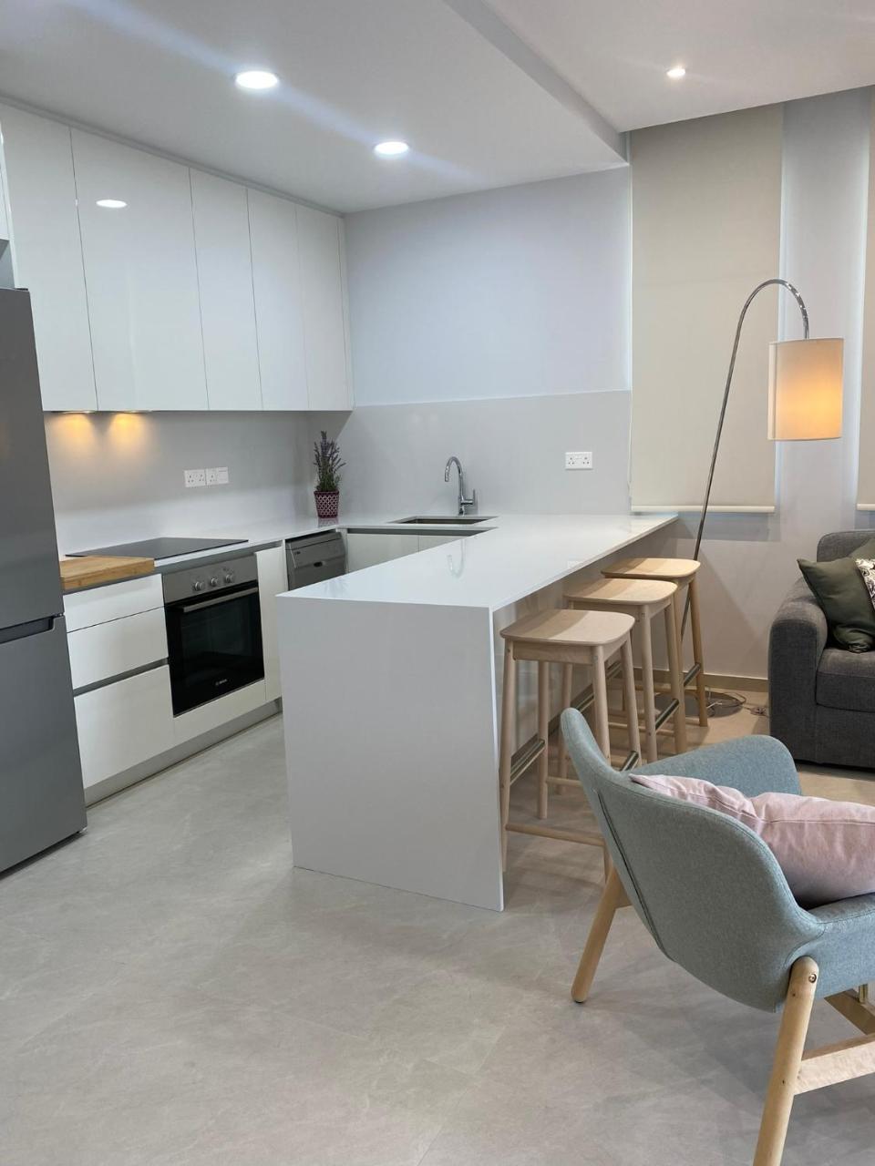 Rodoni Residence