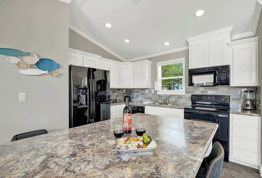 Resort at Fredericksburg Unit 29 - photo 6