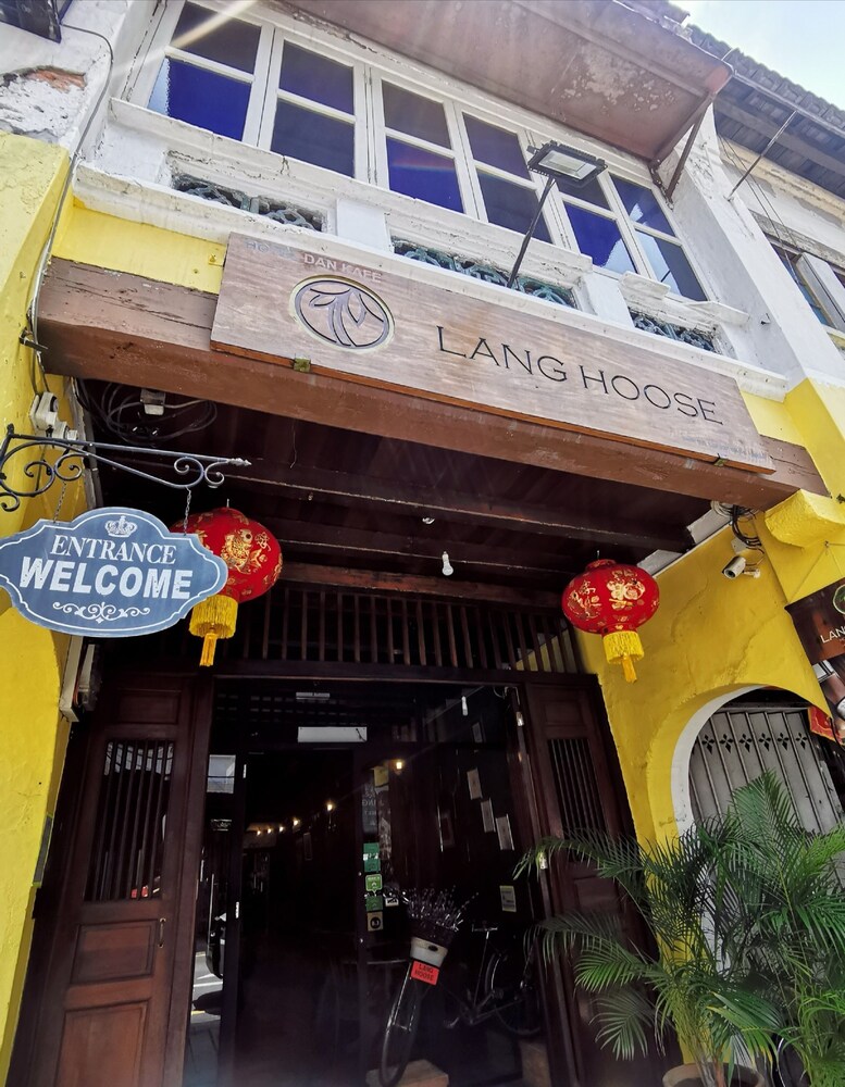 Lang Hoose - carbon neutral hotel in George Town