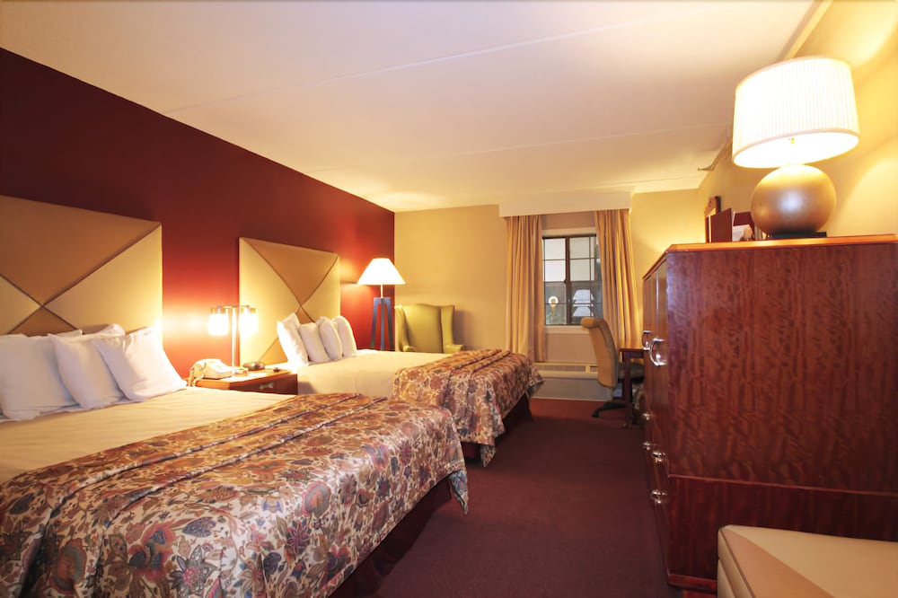 Fireside Inn & Suites West Lebanon - photo 3