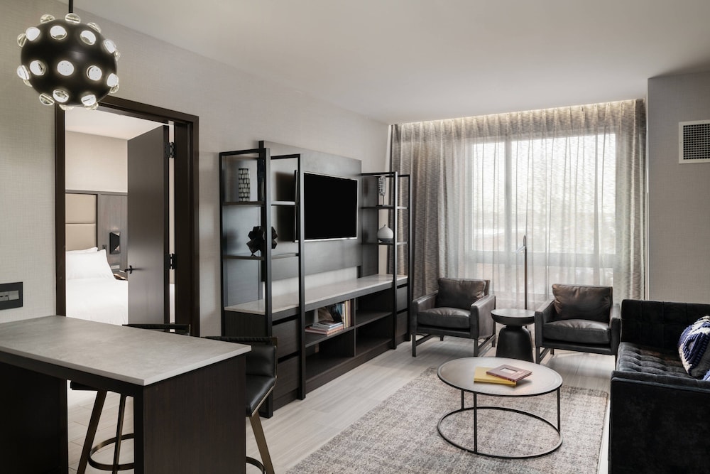 AC Hotel by Marriott Portsmouth - photo 19