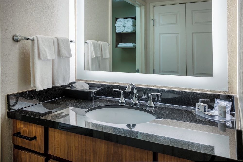 Staybridge Suites Wilmington E by IHG - photo 21
