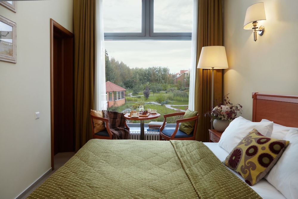 Velich Country Club — Yershov — photo 3