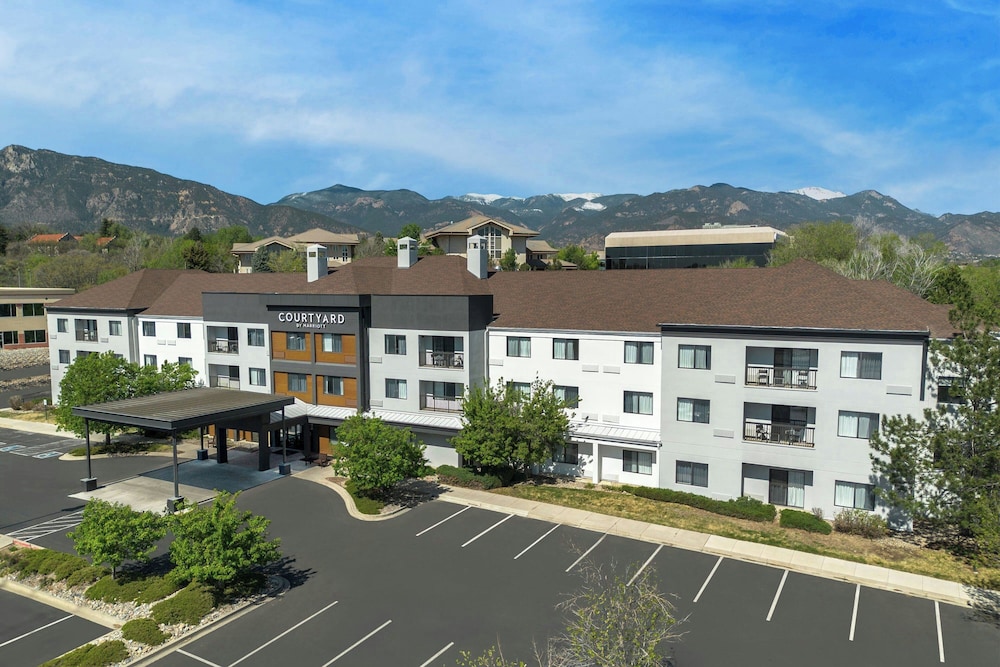 Courtyard Colorado Springs South - photo 40