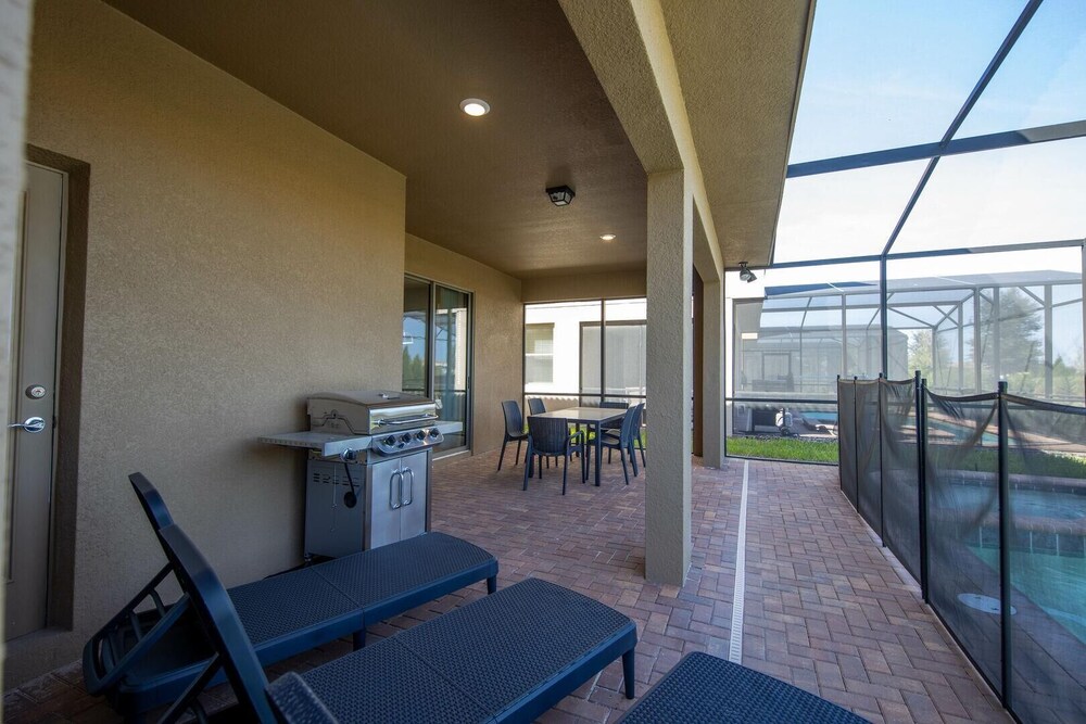 5537moc Solterra Resort - photo 12