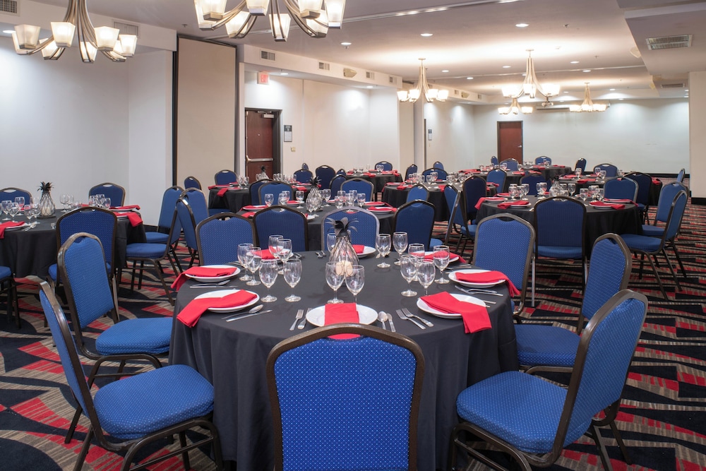 Holiday Inn Oklahoma City Airport by IHG - photo 29