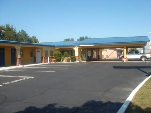 Relax Inn Benton - photo 15