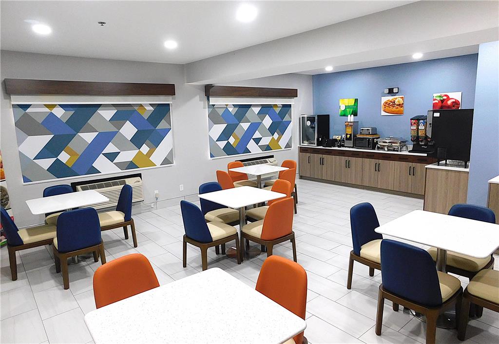 Quality Inn Pontiac - photo 61