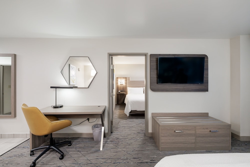Holiday Inn Express & Suites Zion by IHG - photo 10