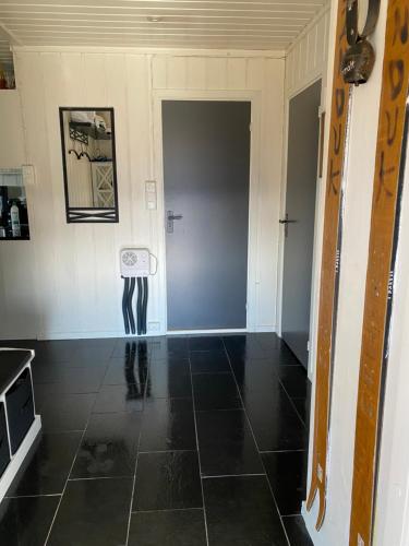 Hytta for 8 personer skiut inn in Innbygda, Norway