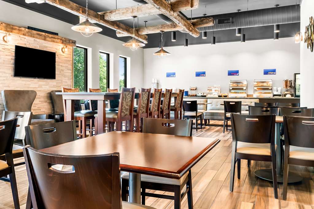 Best Western Okemos East Lansing Hotel & Suites - photo 5