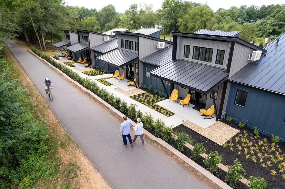 The Station by Compo Hotels — hotel in Travelers Rest