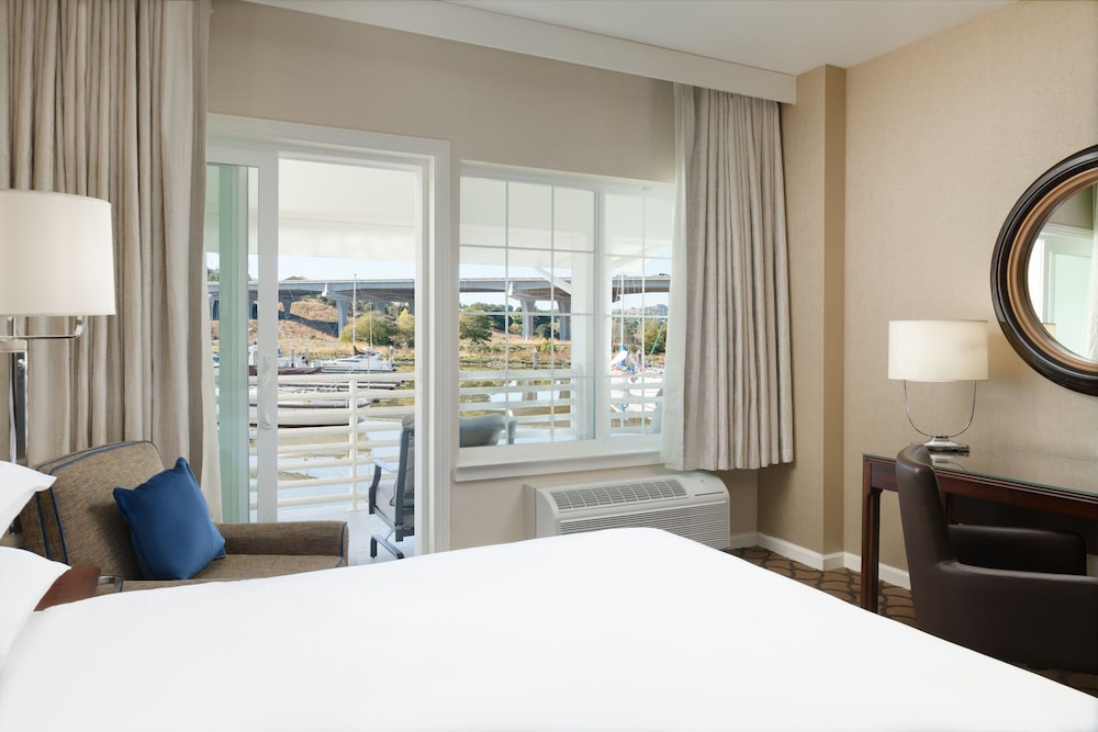 Sheraton Sonoma Wine Country Petaluma - photo 16