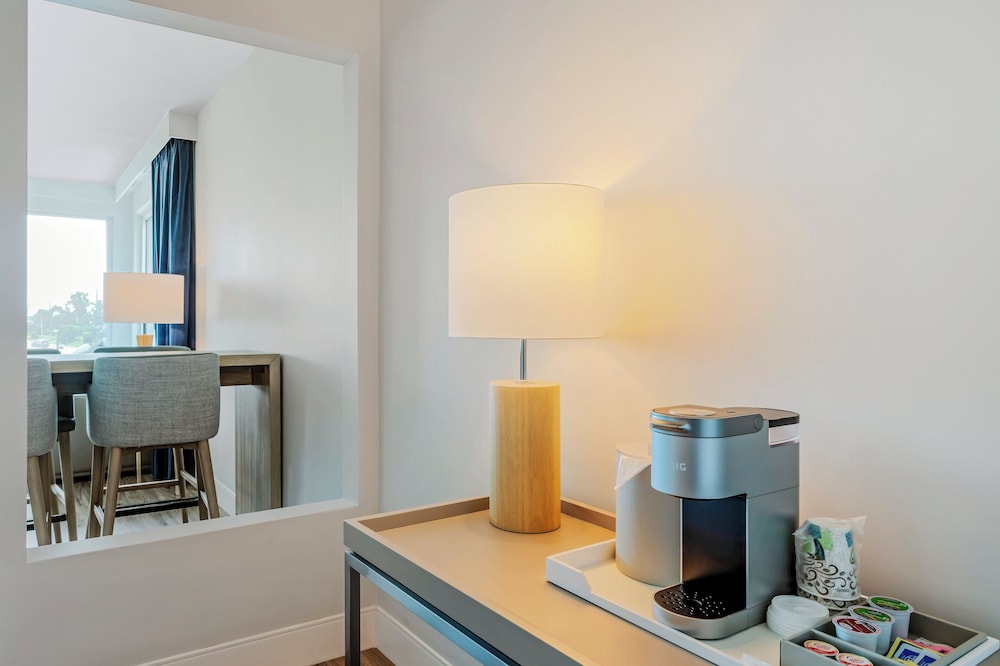 EVEN Hotel Waco University Area by IHG - photo 32