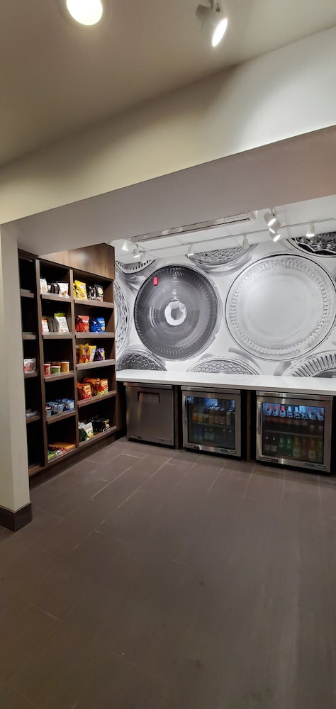 Hampton Inn & Suites Las Vegas Henderson - photo 32