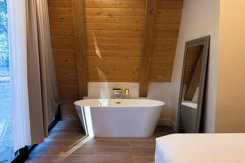 Paradise Village Hotel - photo 36